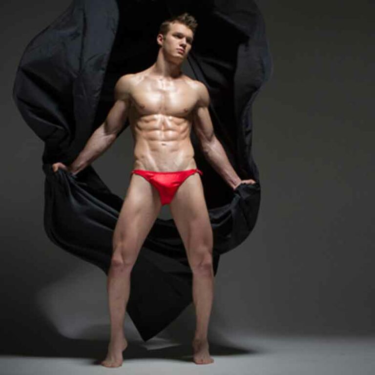 Photo Retouching 4 Motion Studies, photography by Alex Bego