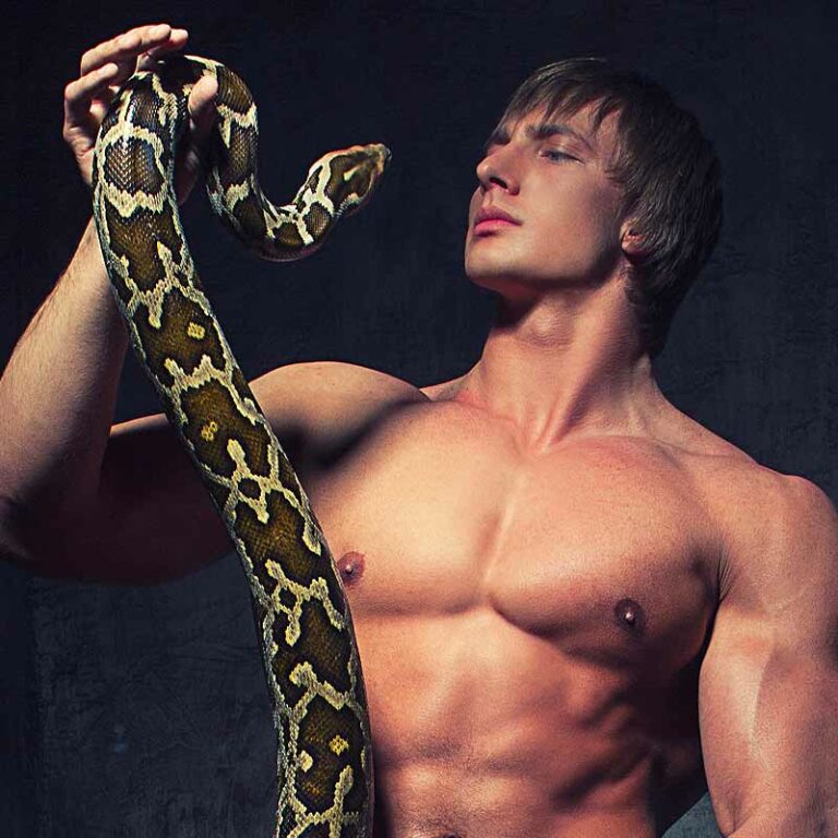 Advertising 3 Man and Python, photography by Alex Bego